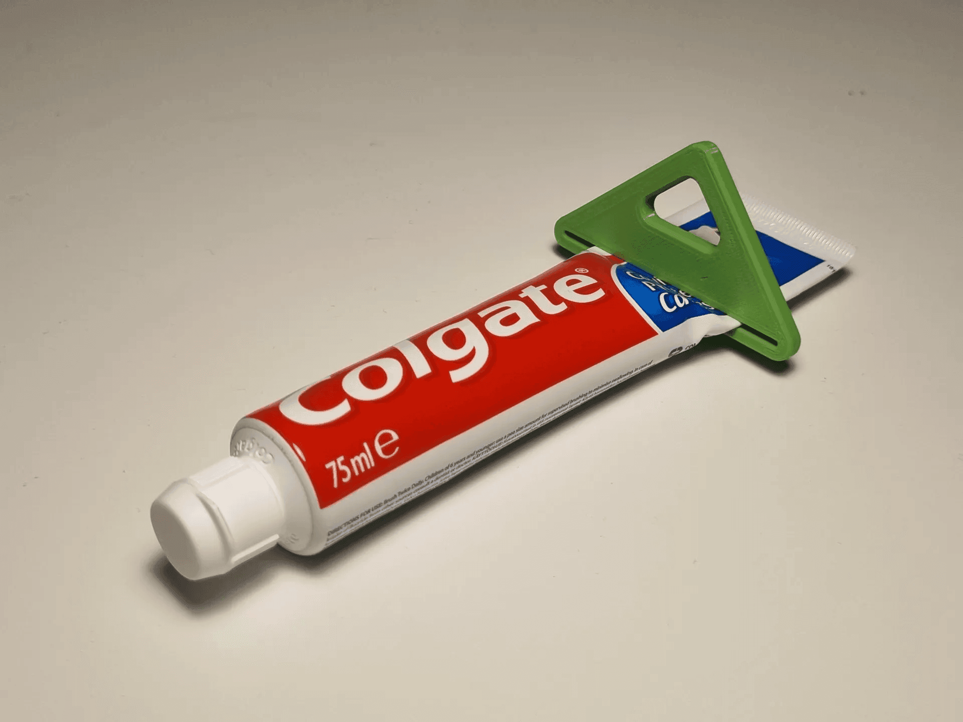 Toothpaste Squeezer